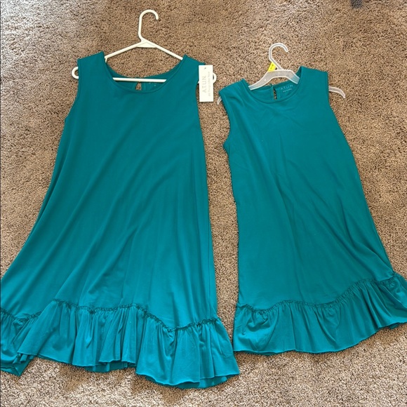 Teal Mommy & Me Ruffled Sleeveless Sundress - Picture 1 of 4
